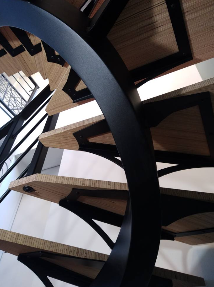 Escalier métallique réalisé par Christophe Moulier